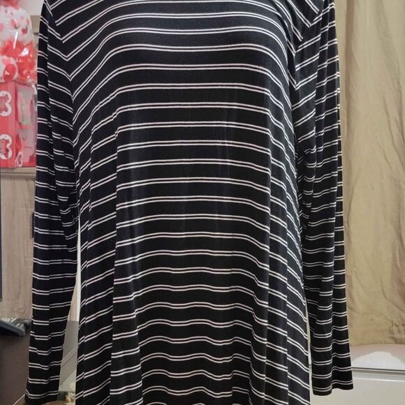 Pre owned Old Navy Black white Dress - Picture 4 of 6